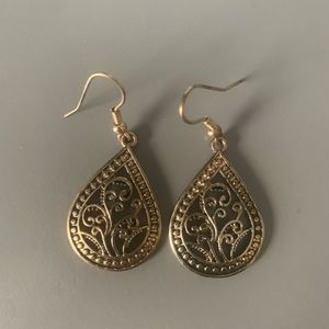 Gold Teardrop Earrings